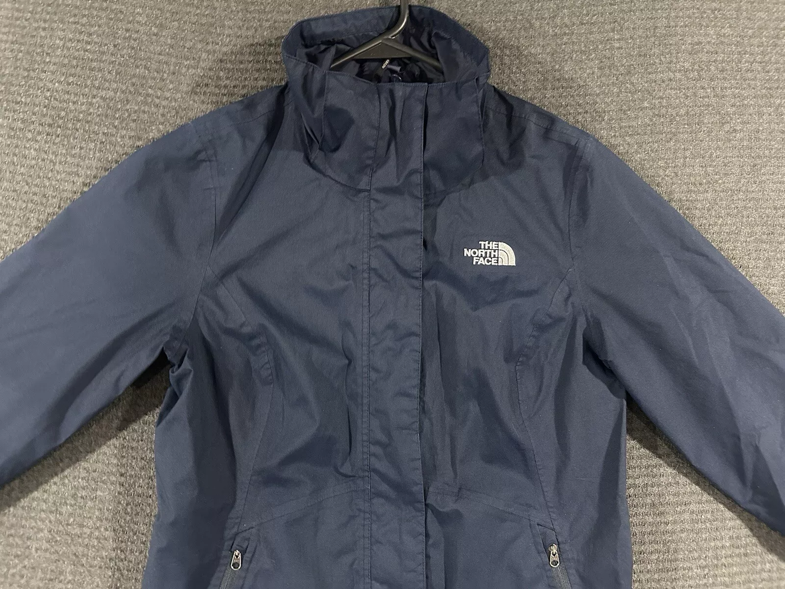 north-face dryvent lightweight distressed no hood jacket