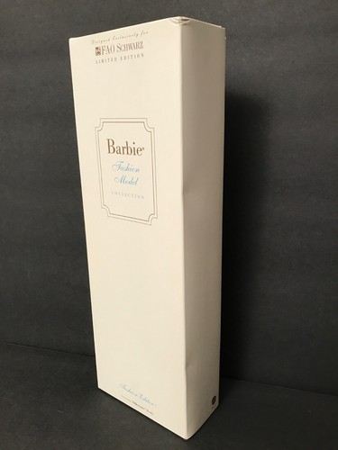 Fashion Editor Silkstone Barbie Doll Fashion Model Collezione FAO Nero. - Foto 4 di 4