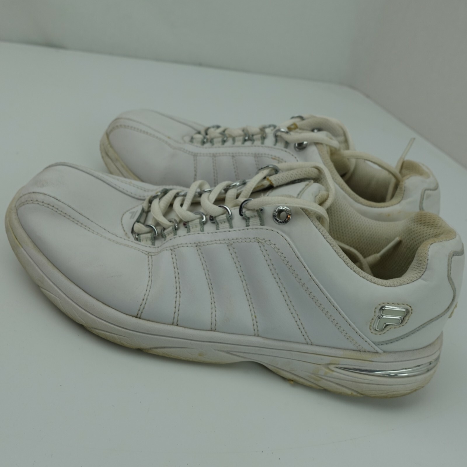 fila chaussures blanches