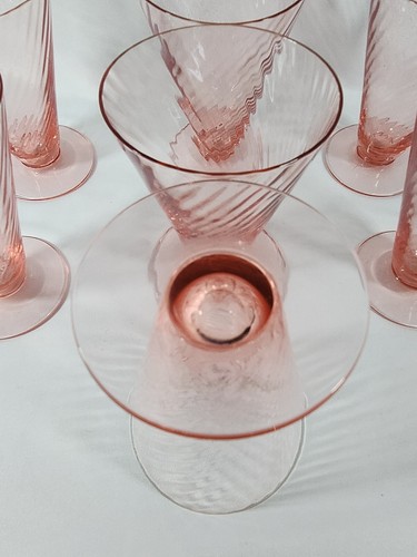 Set Of 7 Pink Depression Glass Footed Tumblers - Picture 4 of 5