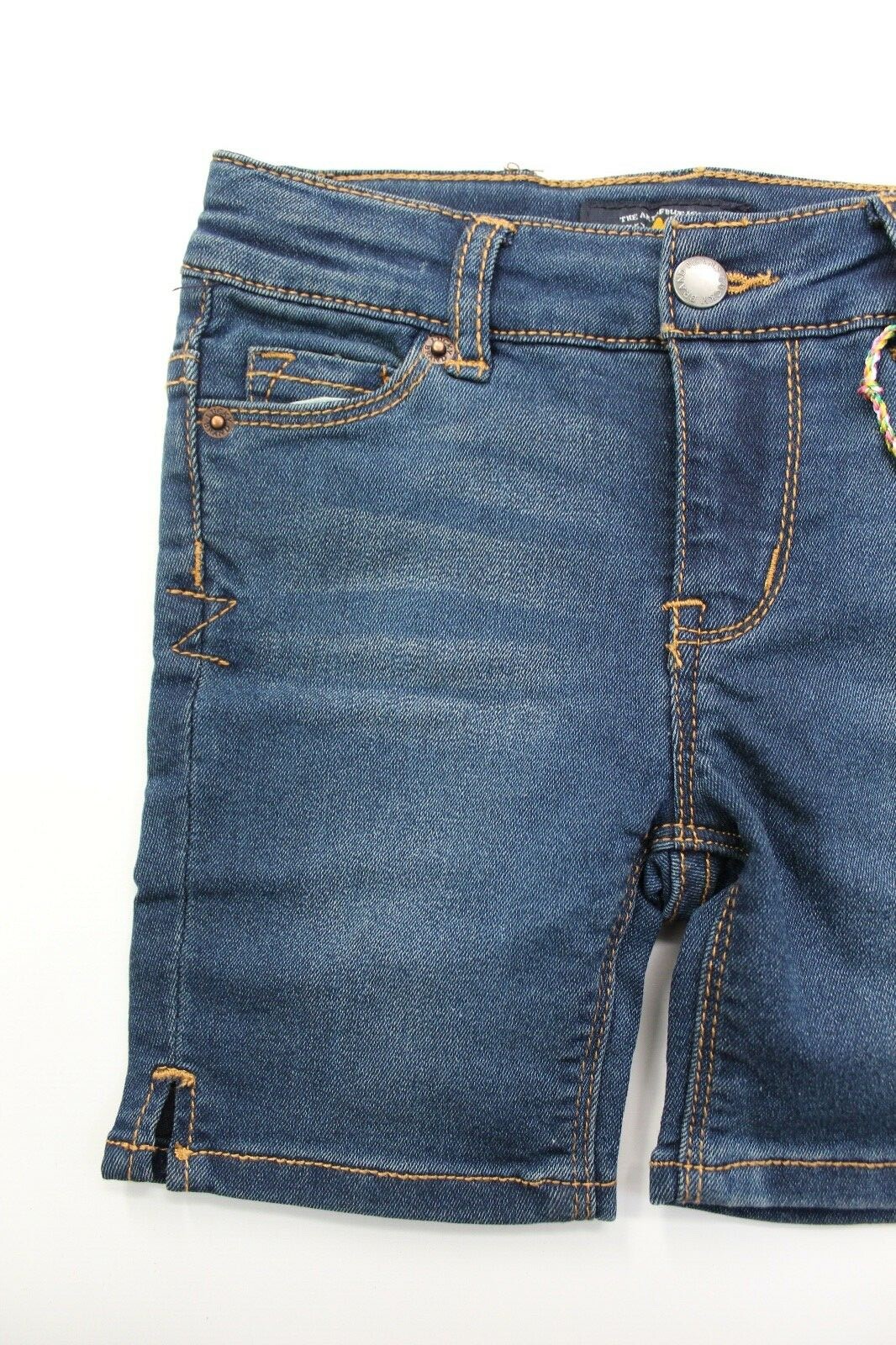 Picture 4 of 5