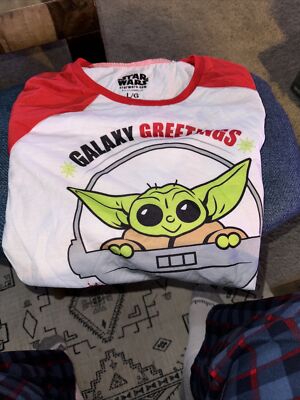 Star Wars Galaxy Greetings Grogu Women's size L Jammies for your Families  top