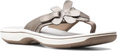 Clarks Women s Cloudsteppers Brinkley Flora Flip Flops, Pewter Size 9M
