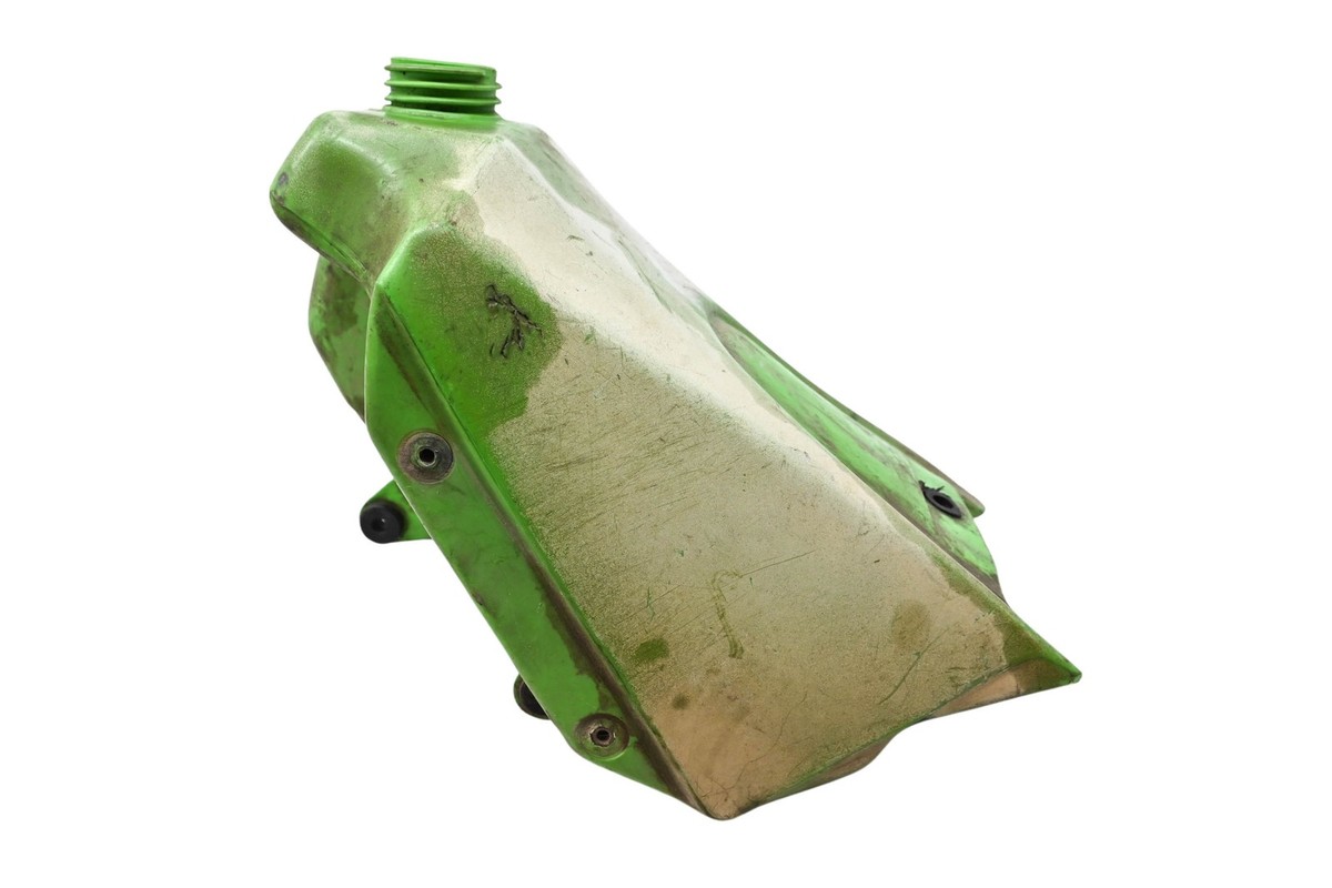 1986 Kawasaki KX 125 Gas Tank Kx125 Fuel Petrol Resevour 1986 Kawasaki KX 125 Gas Tank Kx125 Fuel Petrol Resevour