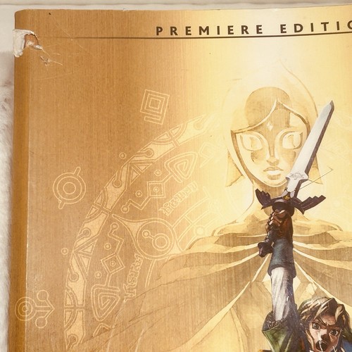 Legend of Zelda: 2011 Premiere Edition Skyward Sword Prima Official Game Guides - Picture 3 of 19