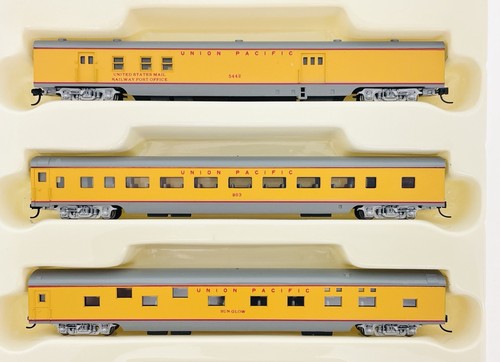 Con-Cor N Union Pacific 5 Car Passenger Set w/ MT 0001-040375 New - Picture 4 of 9