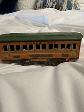 2 Lionel Winner Lines #1011 Pullman Passenger...