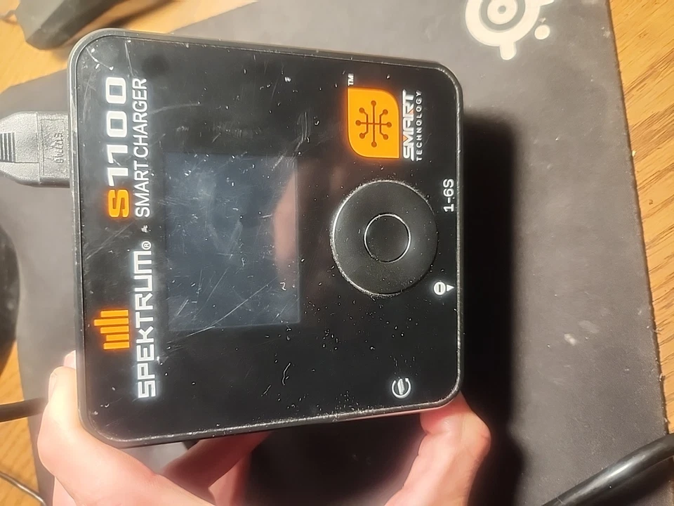 Spektrum SPMXC1080 Spektrum Smart S1100 AC Charger For Parts Or Repair Only! - Image 2 of 4