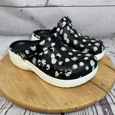 Crocs Baya Platform Clogs Womens Size 10 Black and White Daisy Print