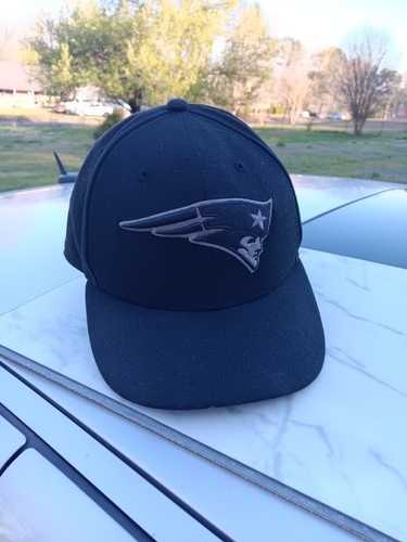New England Patriots Hat Cap New Era Embroidered NFL Football Size 7 5/8 - Picture 2 of 7