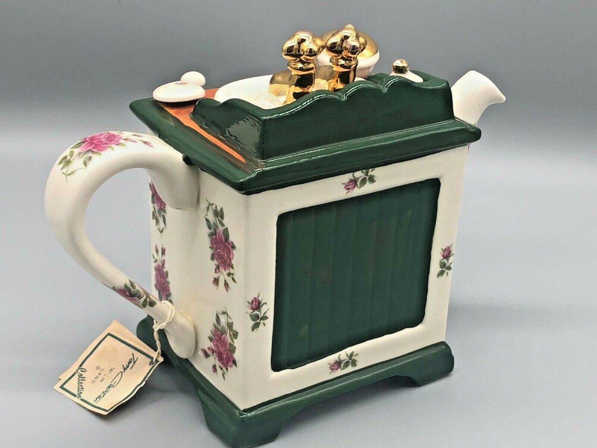 Beautiful Tony Carter Wash Basin Teapot Made in England 921