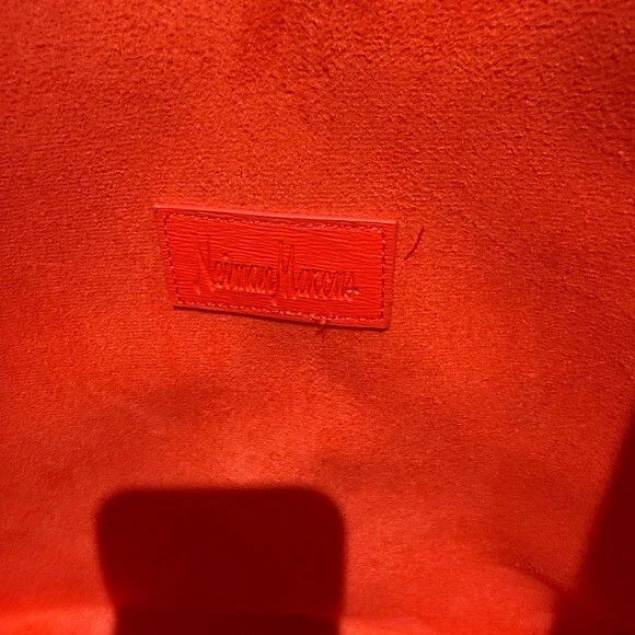 Neiman Marcus Red Leather Tote Bag with Minimalist Design - Image 4 of 4