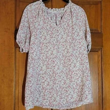 Women's Medium pink floral print top