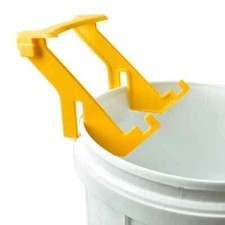 Plastic Bee Honey Holder Bucket Support Rack Honey Pouring Frame Hive Rack Tools