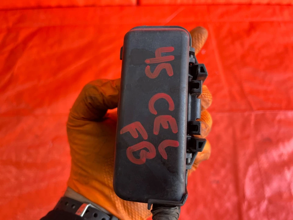 2003 03 TOYOTA CELICA - GT-S - ПЕРЕДНИЙ ТОРМОЗ СУППОРТ КОМПЛЕКТ - СУППОРТЫ СЛЕВА СПРАВА OEM - Изображение 4 из 4