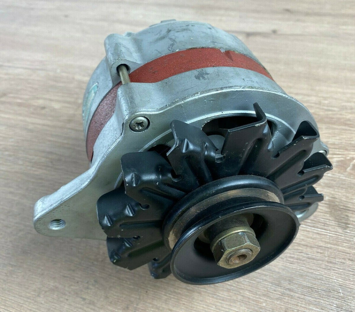 Denso Japan Lichtmaschine Generator Alternator 12V 50A für