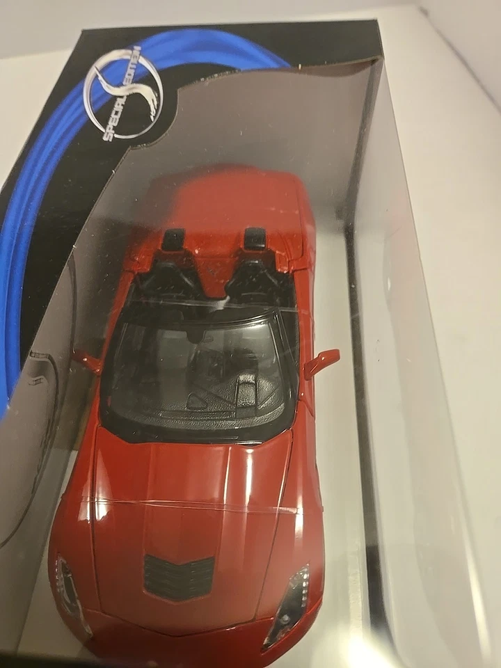 Chevrolet Corvette C7 Stingray Convertible Maist modelo diecast 2014. Foto 4 de 4