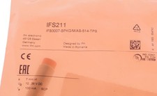 1pcs For IFM IFS211 Inductive proximity switch sensor
