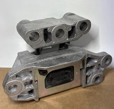 Mopar 68301999AA Engine Mount Isolator 2015-2017 Ram ProMaster City thumbnail 1