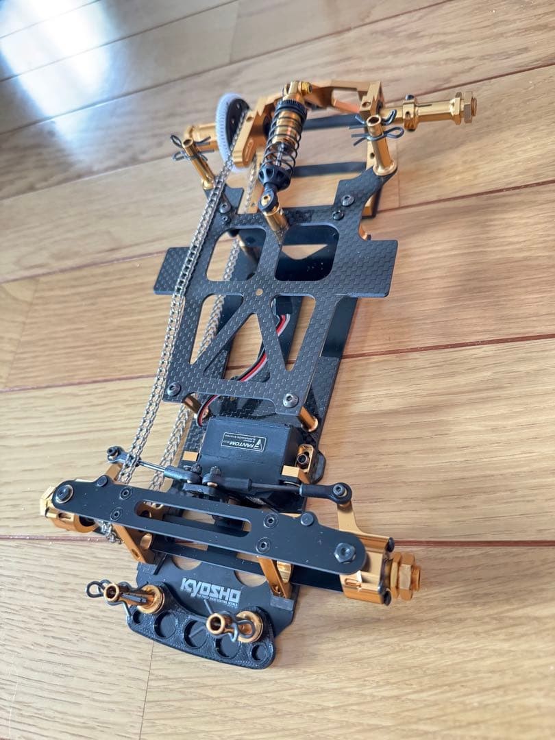 KYOSHO Fantom EXT Gold 60th Anniversary Limited Edition with Option Parts