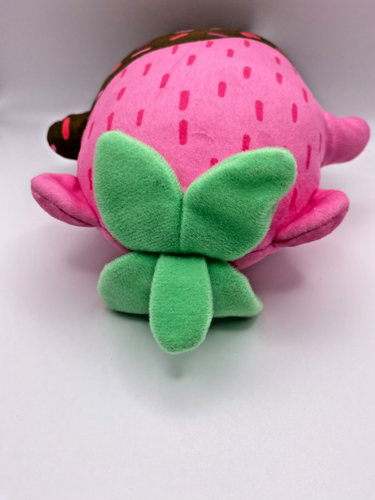 Moriah Elizabeth Valentine's Collection 6" Mini Mystery Plush: Strawbeary  EUC - Picture 8 of 8