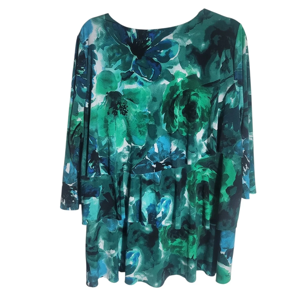 Blusa para mujer Susan Graver de punto líquido en capas talla grande 1X verde floral informal Foto 2 de 4