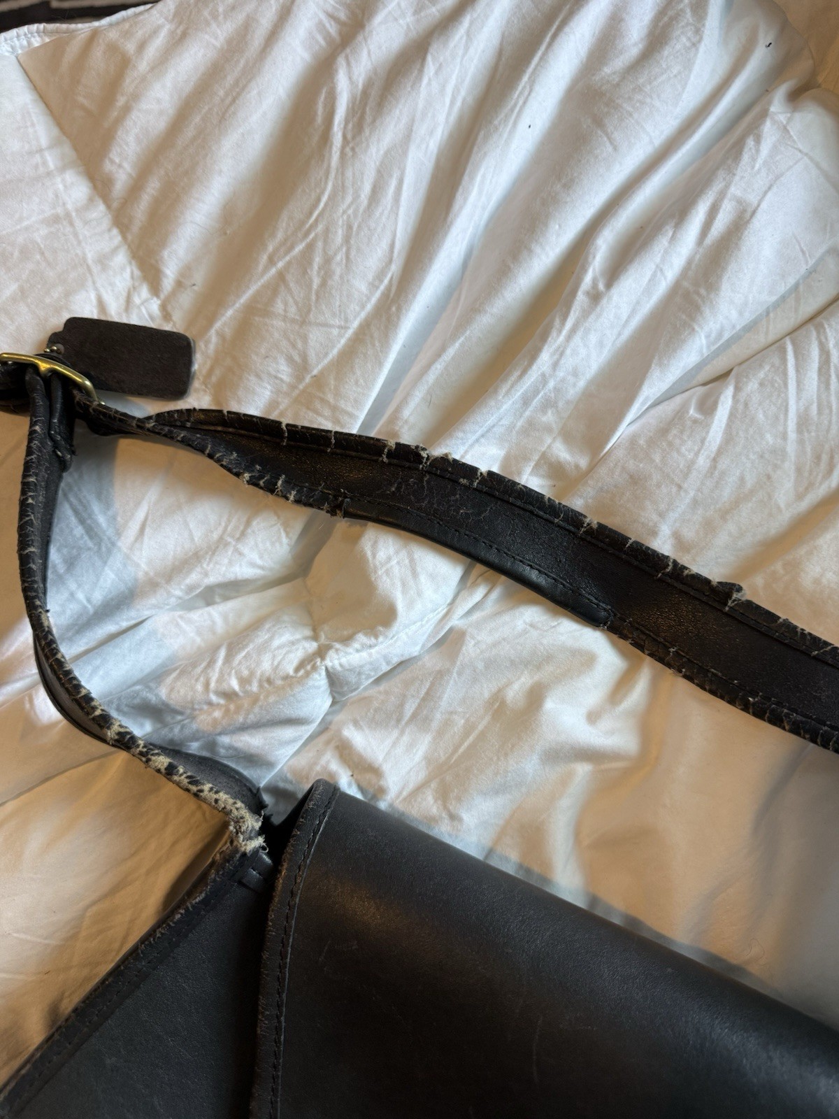 Rare Vintage Coach NYC Dinky Sling Bag - Black, Repaired Strap image 10