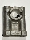 <!--F#f_0-->Holden 48-EJ Grey Motor Rocker Support Plain x 1 P/N 7412823 GMH NOS<!--F/-->