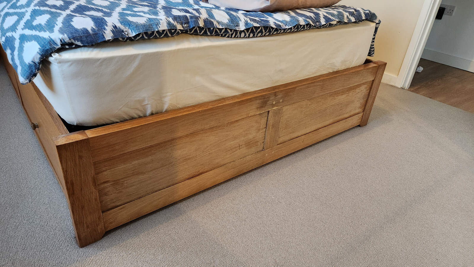 King Size Vaneer Wooden / Wood Bed Frame (Collection from London) eBay