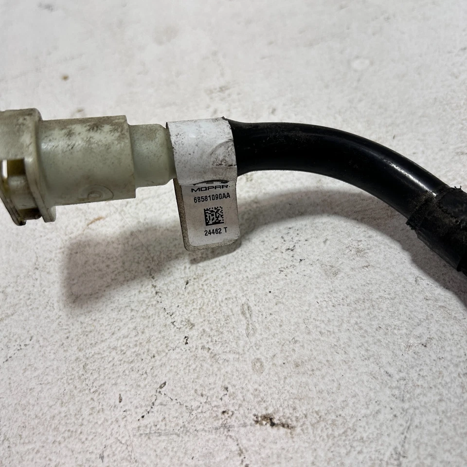 Jersey de suministro de combustible Jeep Grand Cherokee Mopar 2011-2021 OEM Foto 3 de 4