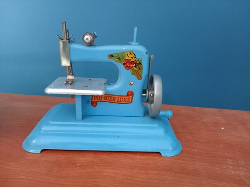 Jouet MACHINE à COUDRE PIQ-BIEN-LUXE dans sa boîte DAUZATS - Imagen 7 de 14