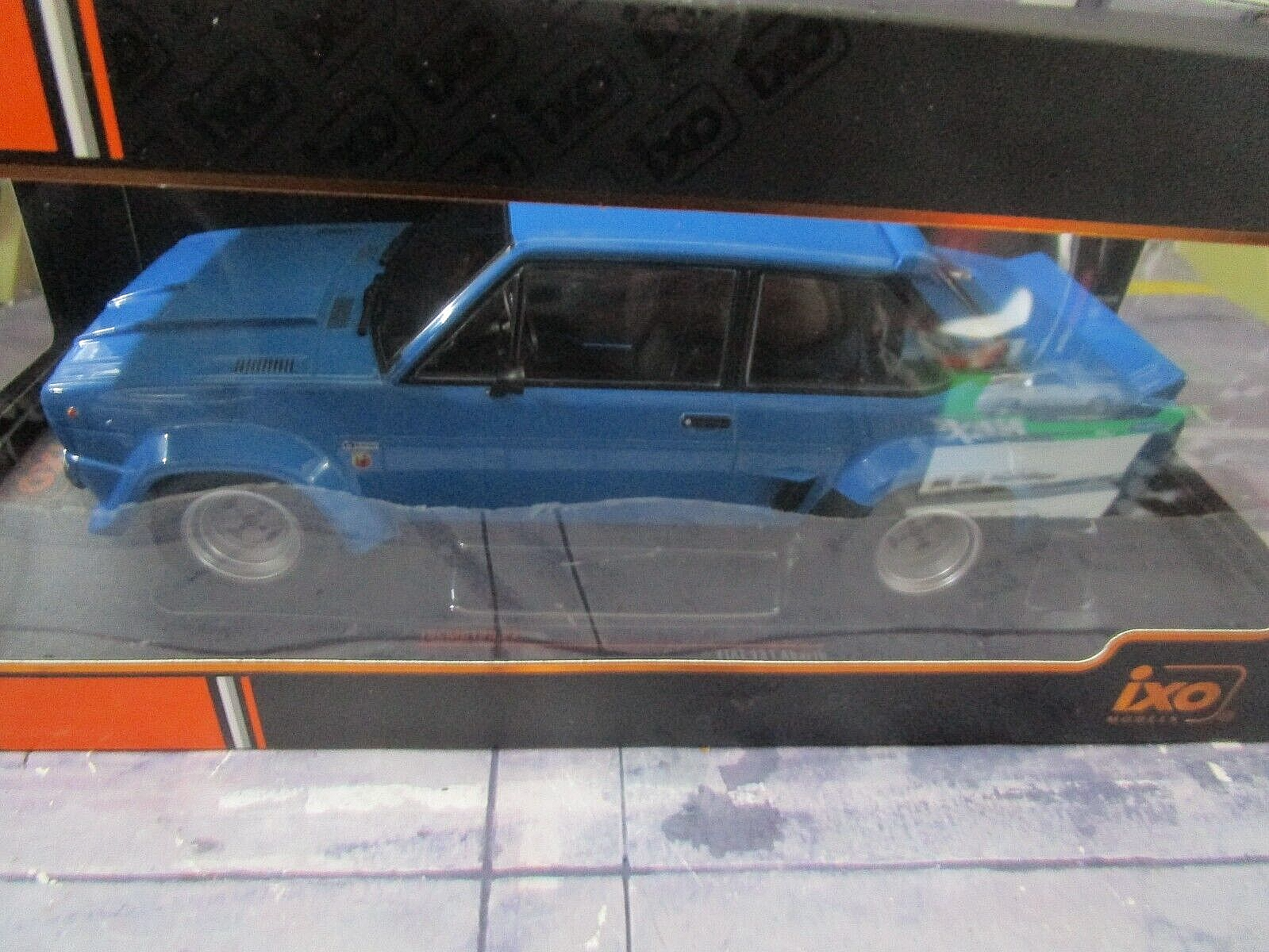 Foto 6 di 6