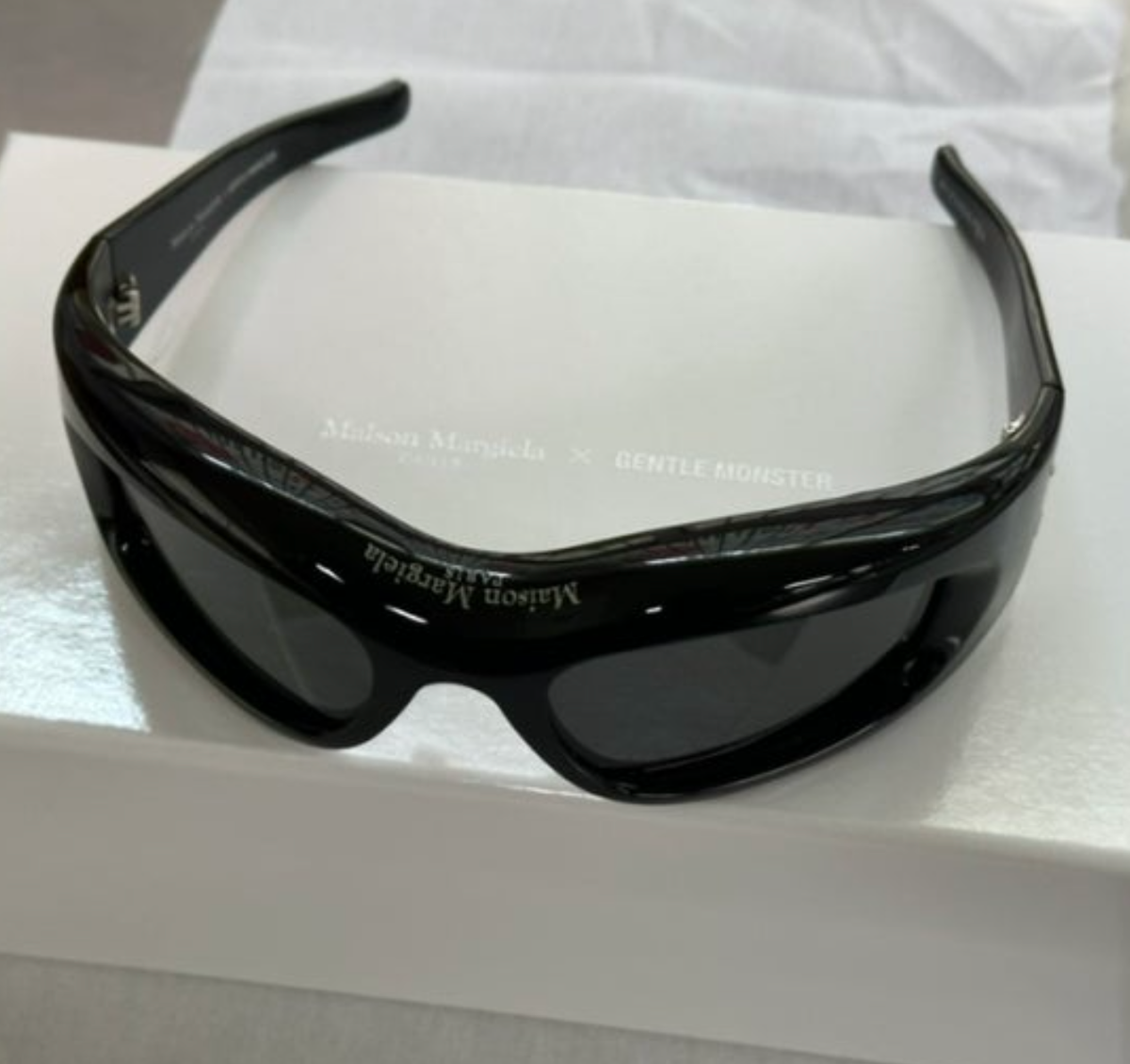 Gentle Monster x Maison Margiela MM002 Black Black / FEDEX