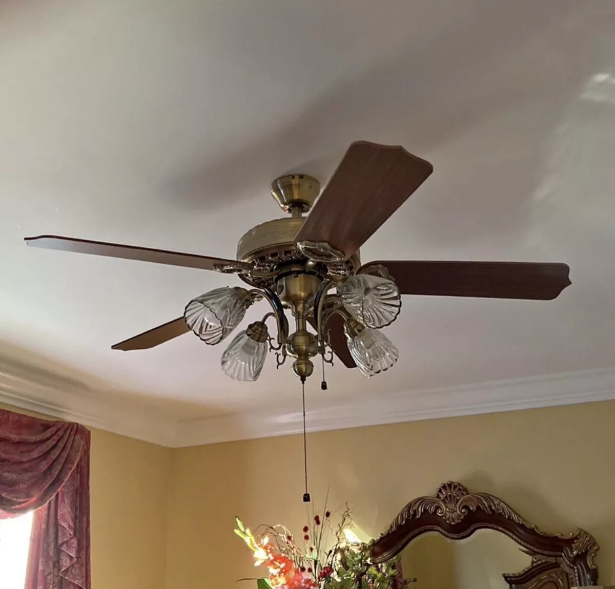 Vintage Victorian Style Ceiling Fan