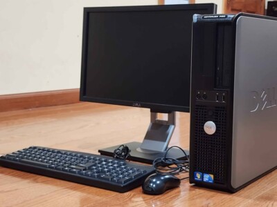 Dell 780-PC, 19'' monitor, keyboard.