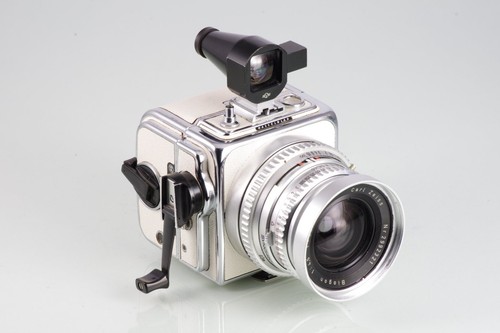 PREMIUM CLASSIC CHROME HASSELBLAD 500 SWC BIOGON 38mm A12 + Finder PEARL - Imagen 2 de 11
