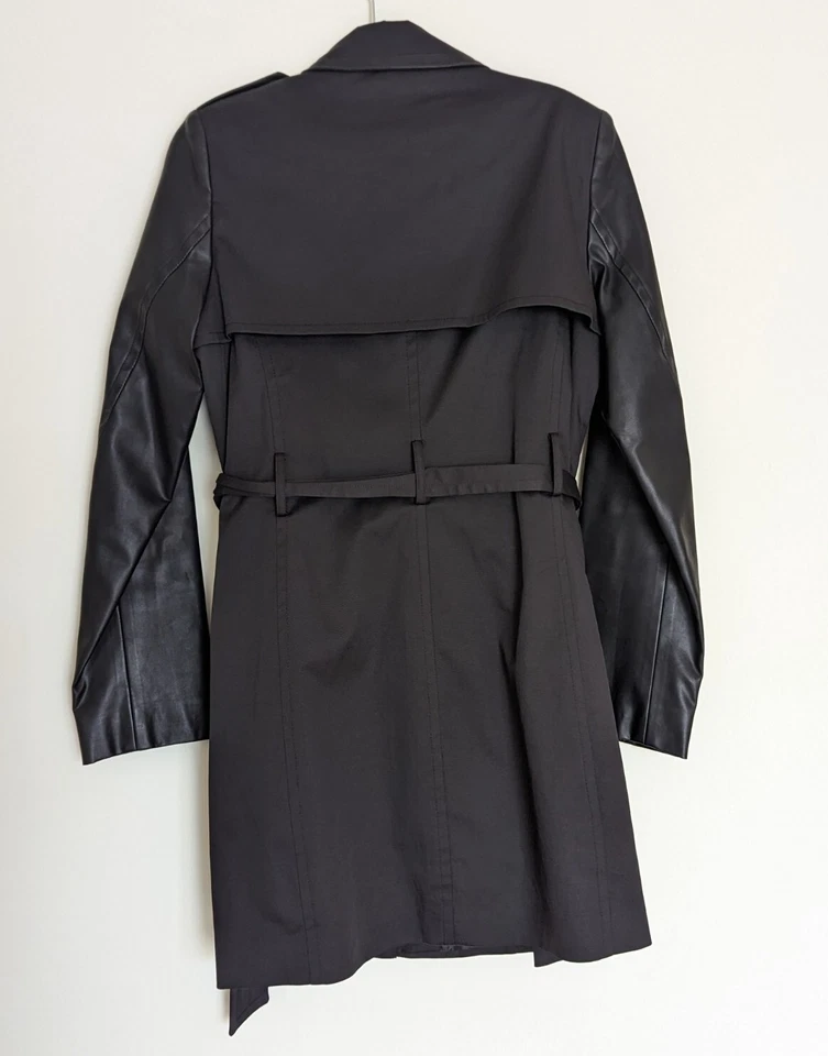 Trench coat feminino Oasis manga de couro sintético preto tamanho M/10 Reino Unido - Imagem 4 de 4