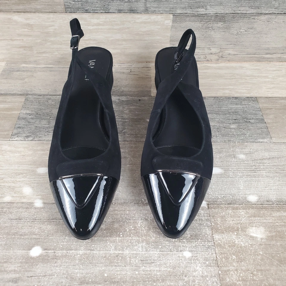 Zapatos de salón Vaneli Lomie para mujer talla 9 M tacón alto negro gamuza charol correa con correa trasera Foto 2 de 4