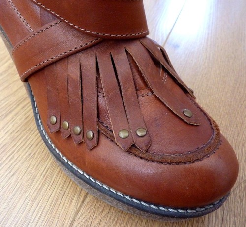 Next Damen Stiefeletten Braun Leder Kubanischer Absatz Seitenreißverschluss Größe UK 4 EU 37 - Bild 9 von 10