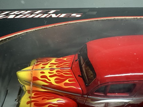 Street Machines 1940 Ford Sedan Delivery Red Motor Max 1/24 Scale Diecast - Picture 7 of 11
