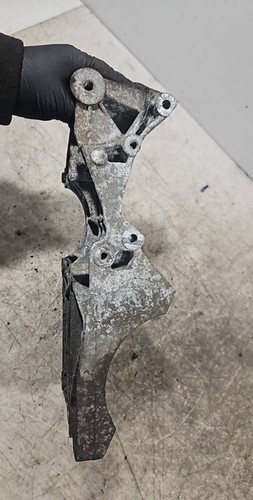 Volkswagen Golf V 2005 Halterung Lichtmaschine 03G903143A ODL35068