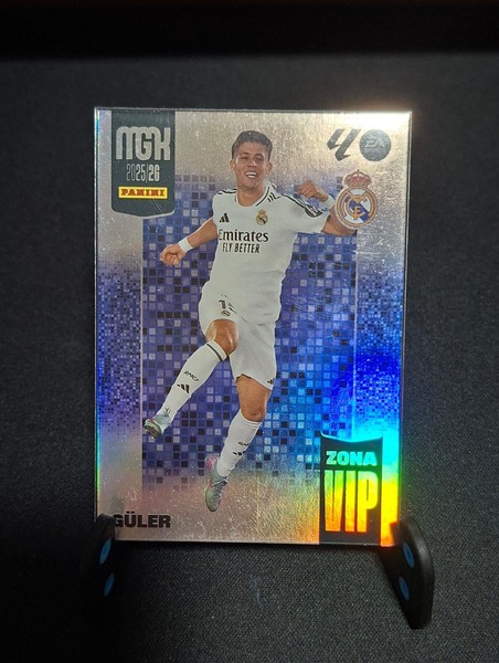 MGK 25/26 Guler #394 ZONA VIP Real Madrid PANINI Megacracks