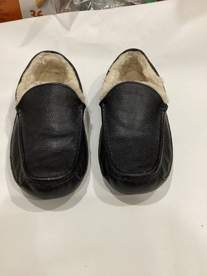 UGG Men's Ascot Leather Slipper Black Size 10