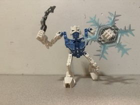 3 LEGO Bionicles: Gelu (8988), Metus (8976), Atakus (8972)
