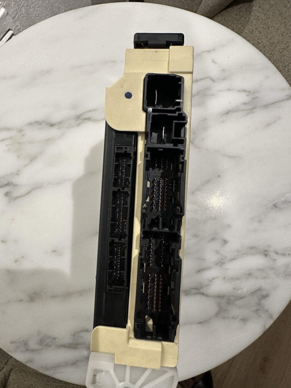 2021-22 TOYOTA COROLLA SEDAN MULTIPLEX NETWORK BODY COMPUTER CONTROL MODULE OEM