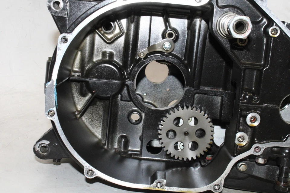 01-03 KAWASAKI ZRX1200 OEM ENGINE MOTOR CRANKCASE CRANK CASES BLOCK - Image 3 of 4