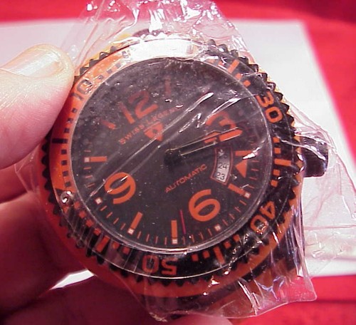 OROLOGIO da polso Swiss Legend Neptune quadrante 2 pollici arancione e nero harley ritirato - Foto 3 di 13