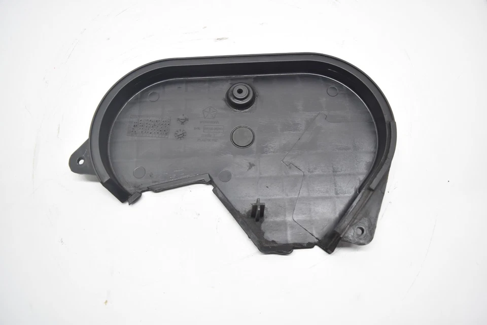 2003 2010 Chrysler PT Cruiser tampa de corrente externa superior 04884409AA - Imagem 3 de 4