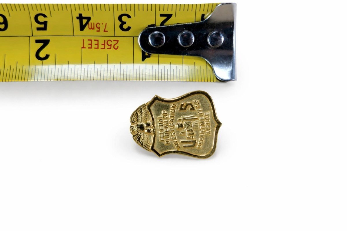 FBI Federal Bureau of Investigation Lapel Pin, Badge, Shield, Gold
