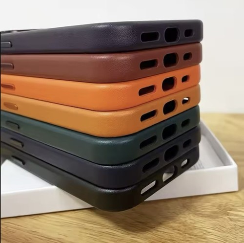 Cover in pelle per iPhone 15 & 16, Pro, Pro Max, Plus - 第 7/15 張圖片
